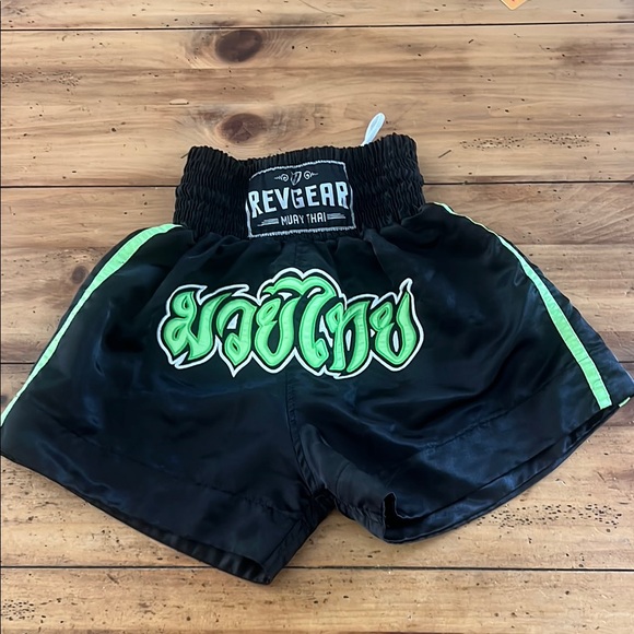 Revgear MUAY THAI Youth short size M - Picture 1 of 13
